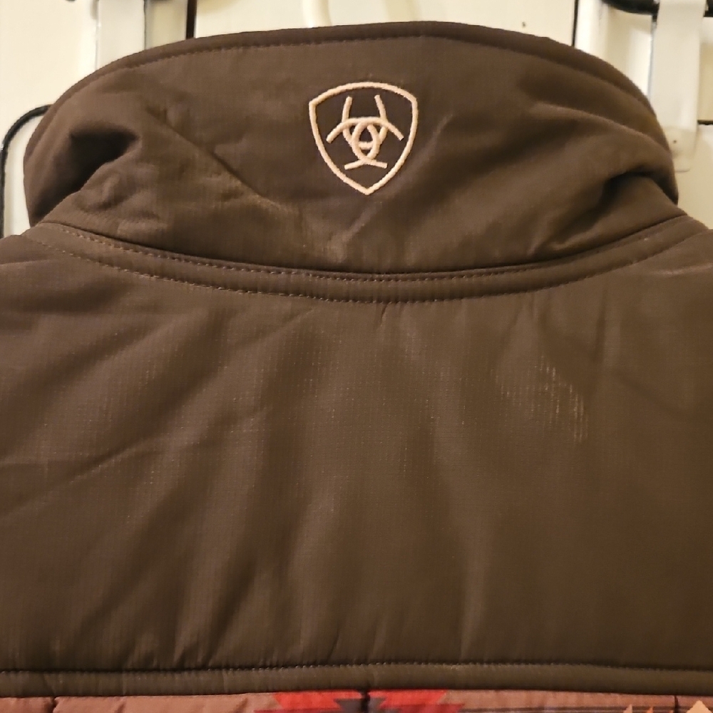 Ariat Multicolor Geometric Pattern Vest - image 5